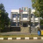 Foto arsip kantor BPS Kabupaten Cirebon pada 2015, bukan kantor Ponorogo atau pengumuman Oktober 2026.