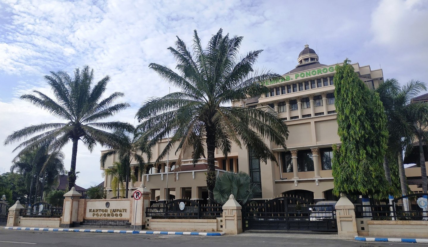 Foto arsip Kantor Bupati Ponorogo; bukan dokumentasi peserta atau kegiatan BPJS Ketenagakerjaan 2026.